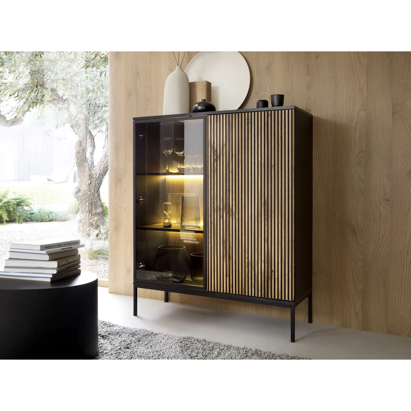 Callagher Highboard ST104 – Modernes Highboard mit LED