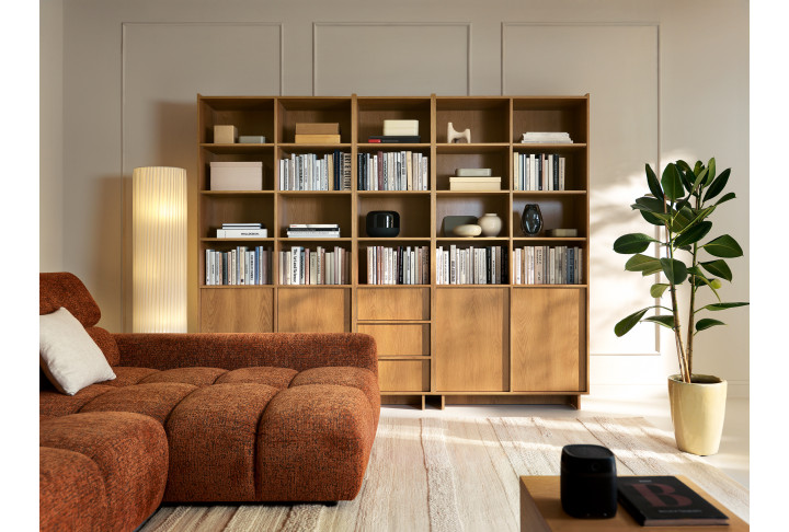 Bücherregal mit Türen aus Holz – Standregal Eiche Natur